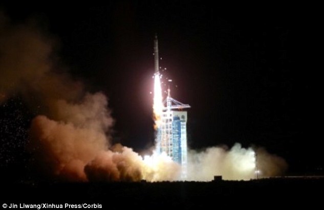 334AE21D00000578-3549536-Earlier_this_month_China_launched_its_SJ_10_satellite_mission_pi-a-1_1461160522384.jpg